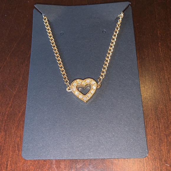 2/$40 👸🏻 NWOT Vintage Avon Large Here’s My Heart Bracelet ❤️ - Picture 2 of 10